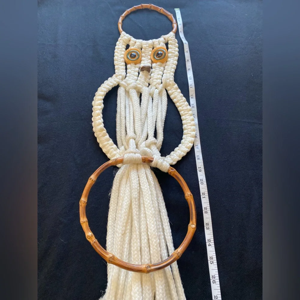 Vintage Macrame Cord Twine Owl Wall Hanger Towel holder!